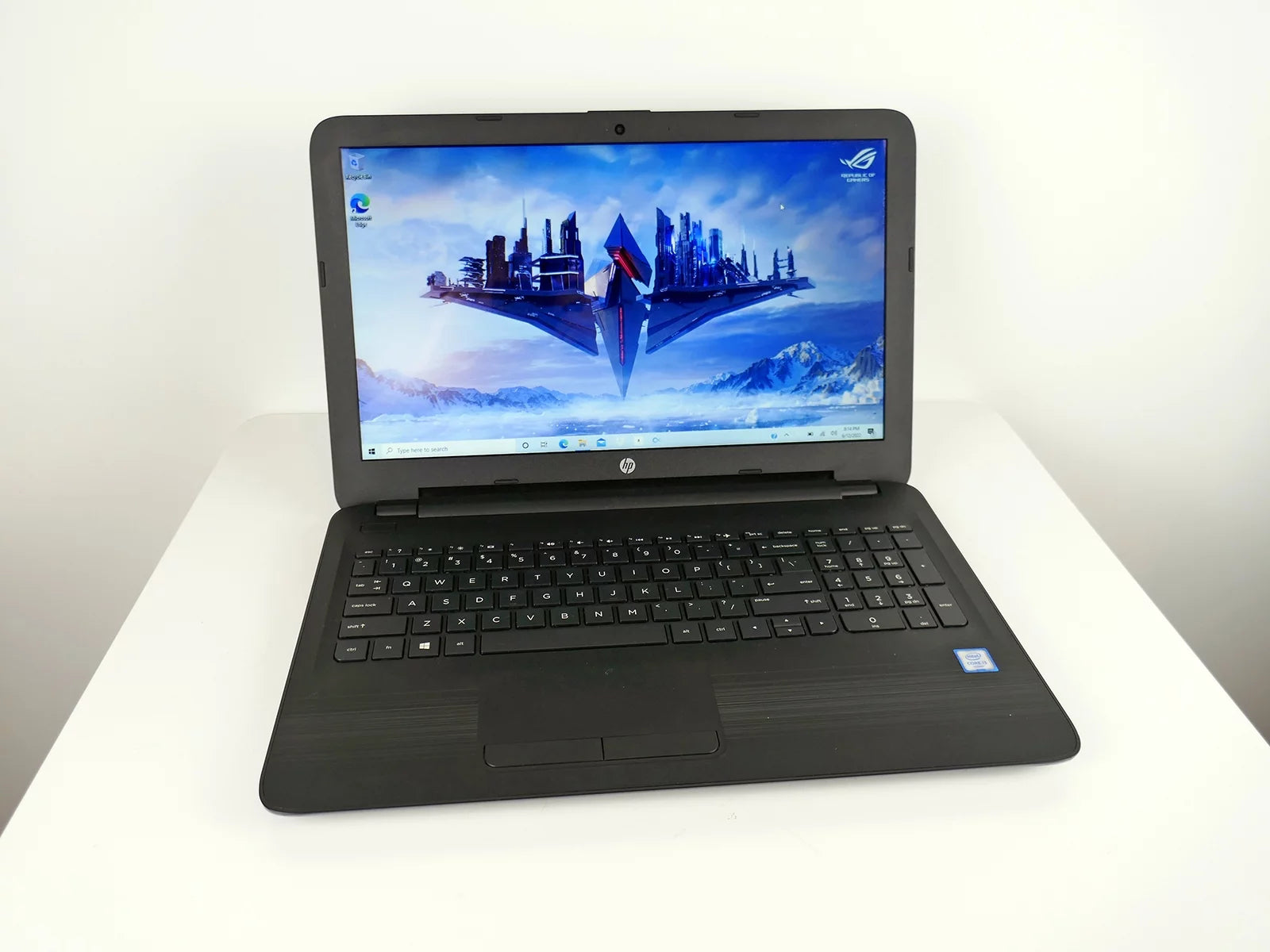 USED HP 15-ay009dx TOUCH Notebook Intel Core i3-6100U @2.3GHz 1TB HDD 6GB DDR4 RAM Win 10